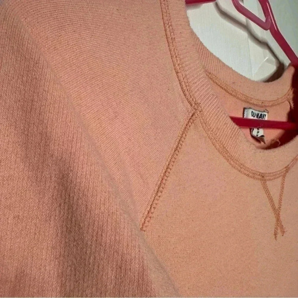 Old Navy Sweatshirt Peach Size Extra Small - Picture 2 of 16